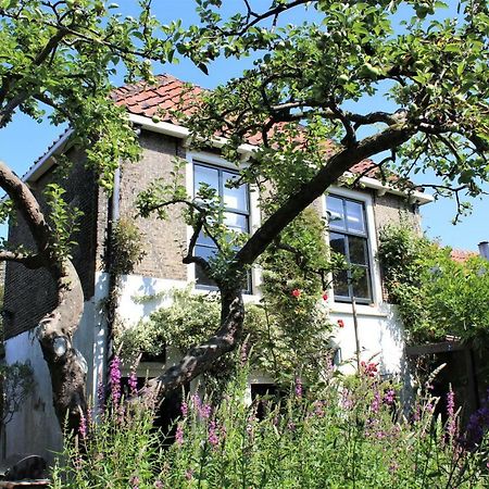 Apple Tree Cottage - Charming Home At Beautiful Canal In Our Idyllic Garden 고우타 외부 사진